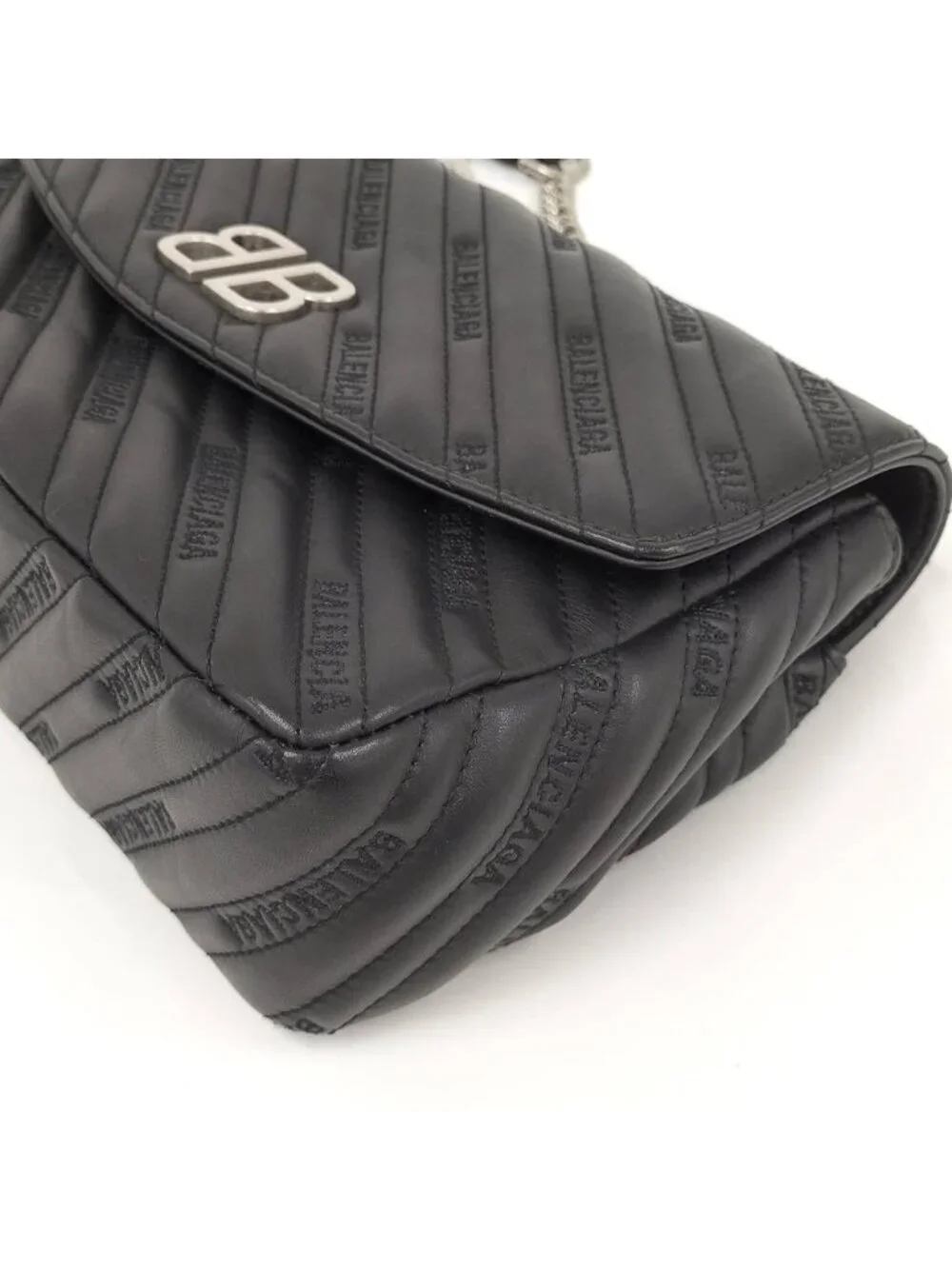 Balenciaga BB Round Chain Shoulder Bag Leather Black